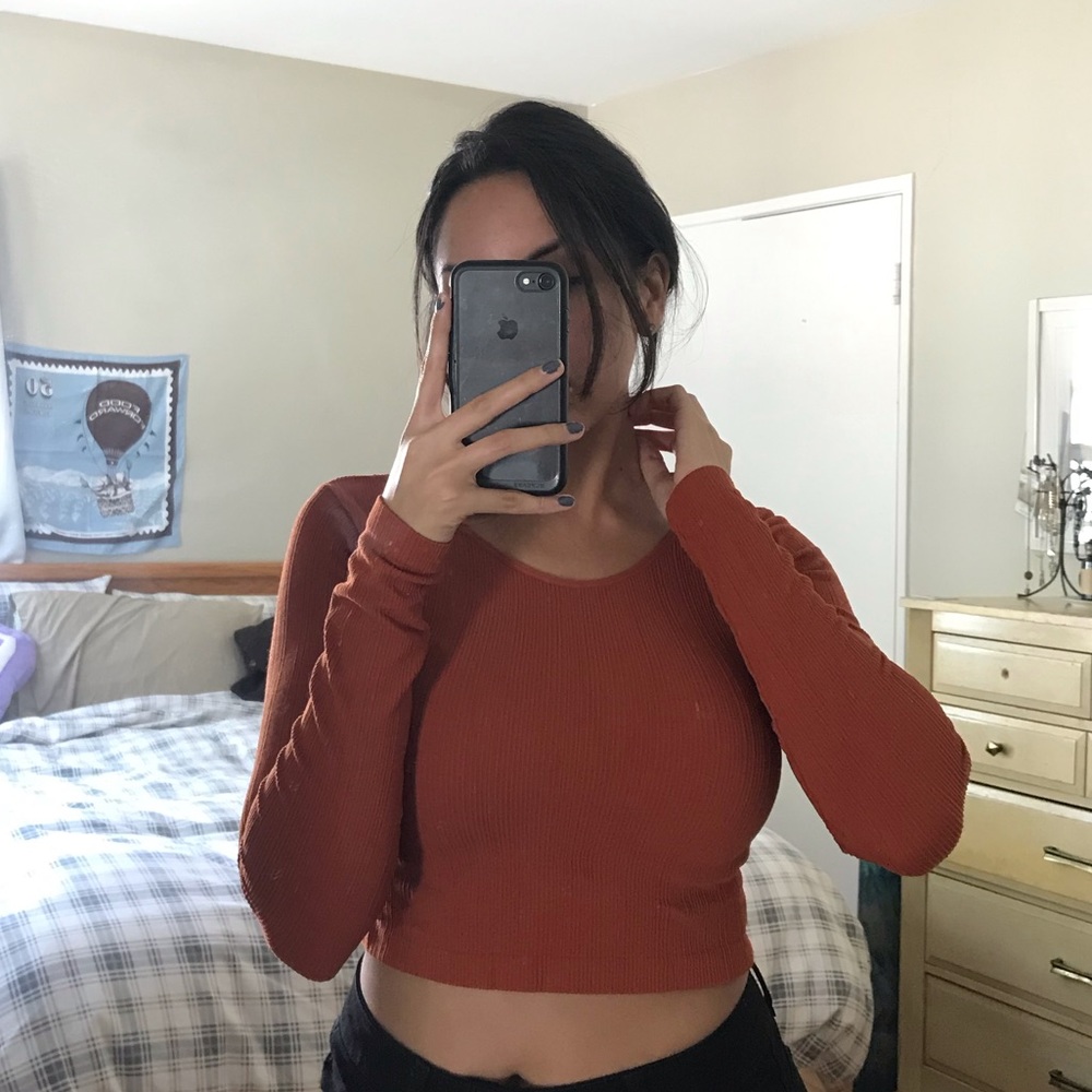 Cropped Long Sleeve